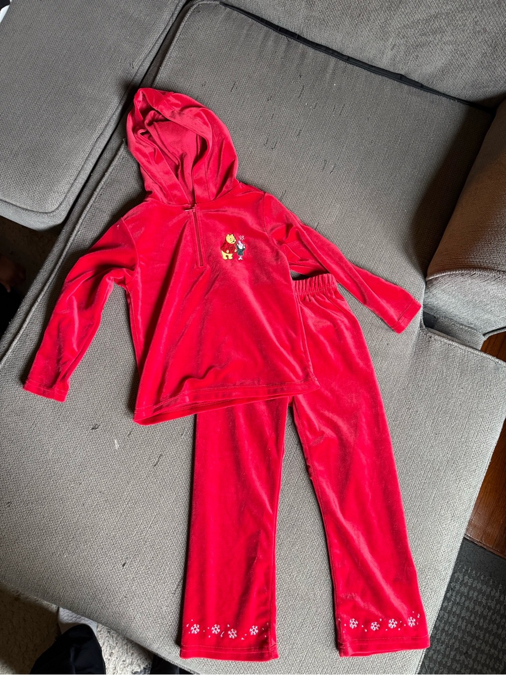 90’s Vintage Winnie The Pooh Winter Set